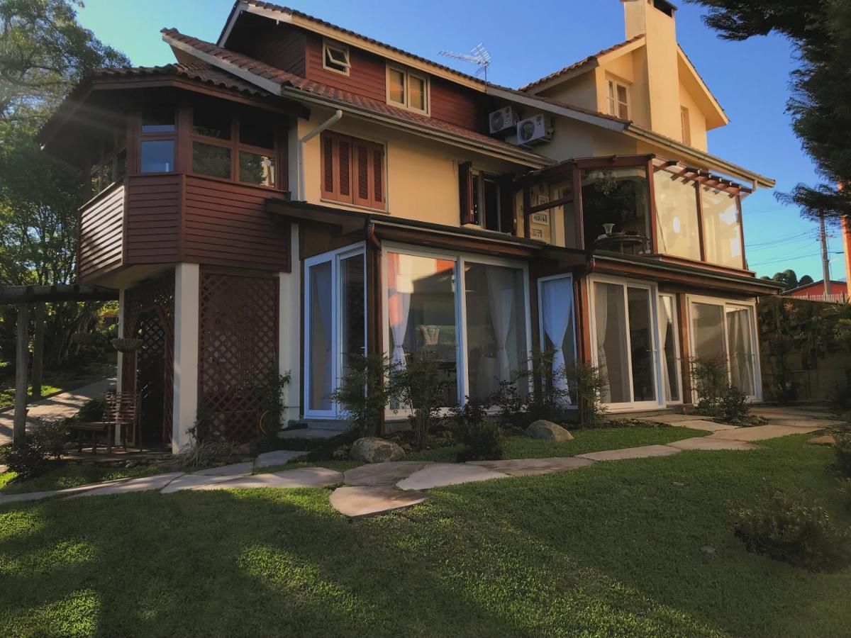 Suites Refugio Do Vale Gramado Exterior foto